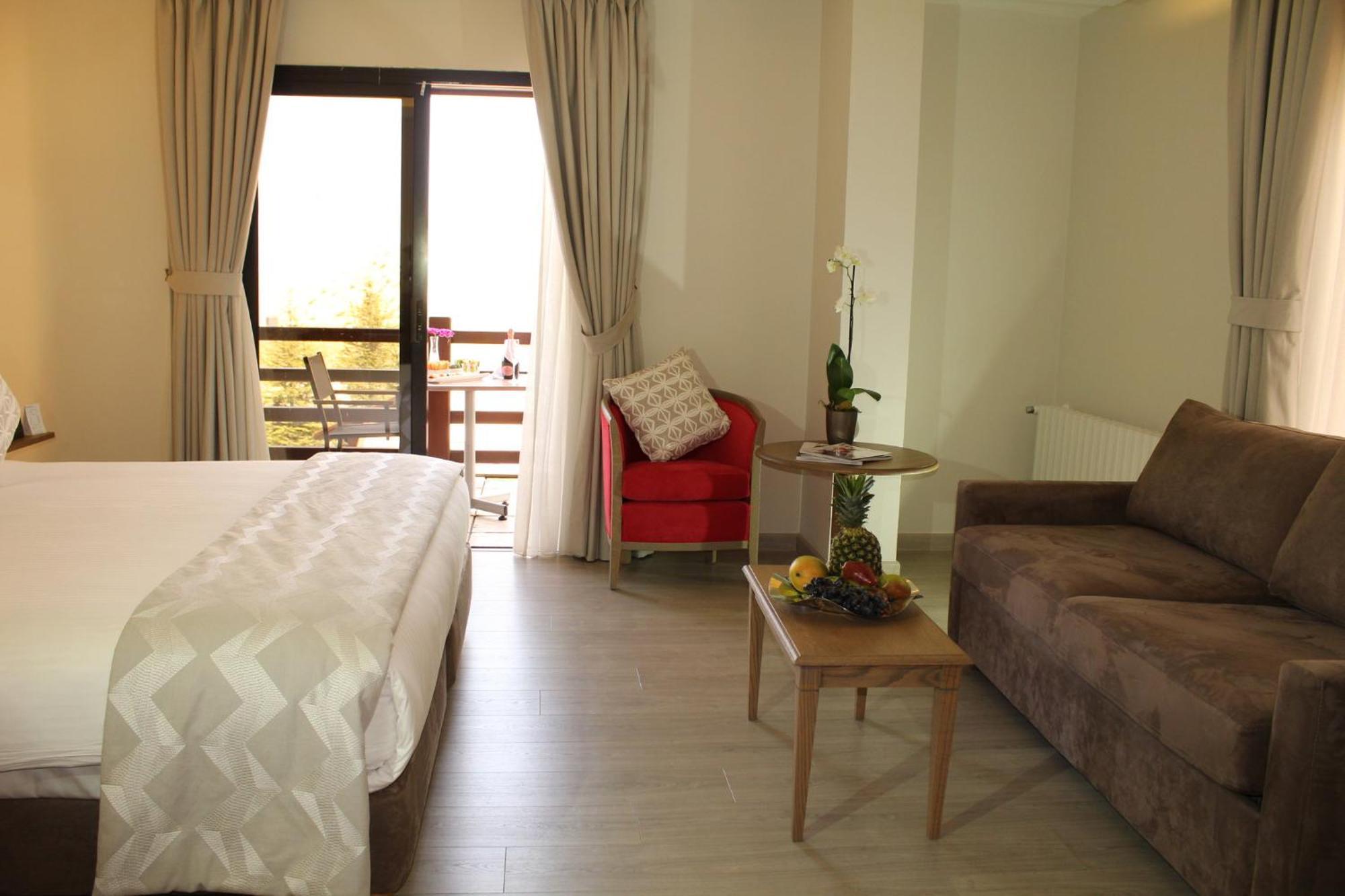 Intercontinental Mzaar Lebanon Mountain Resort & Spa By Ihg Mzaar Kfardebian Esterno foto