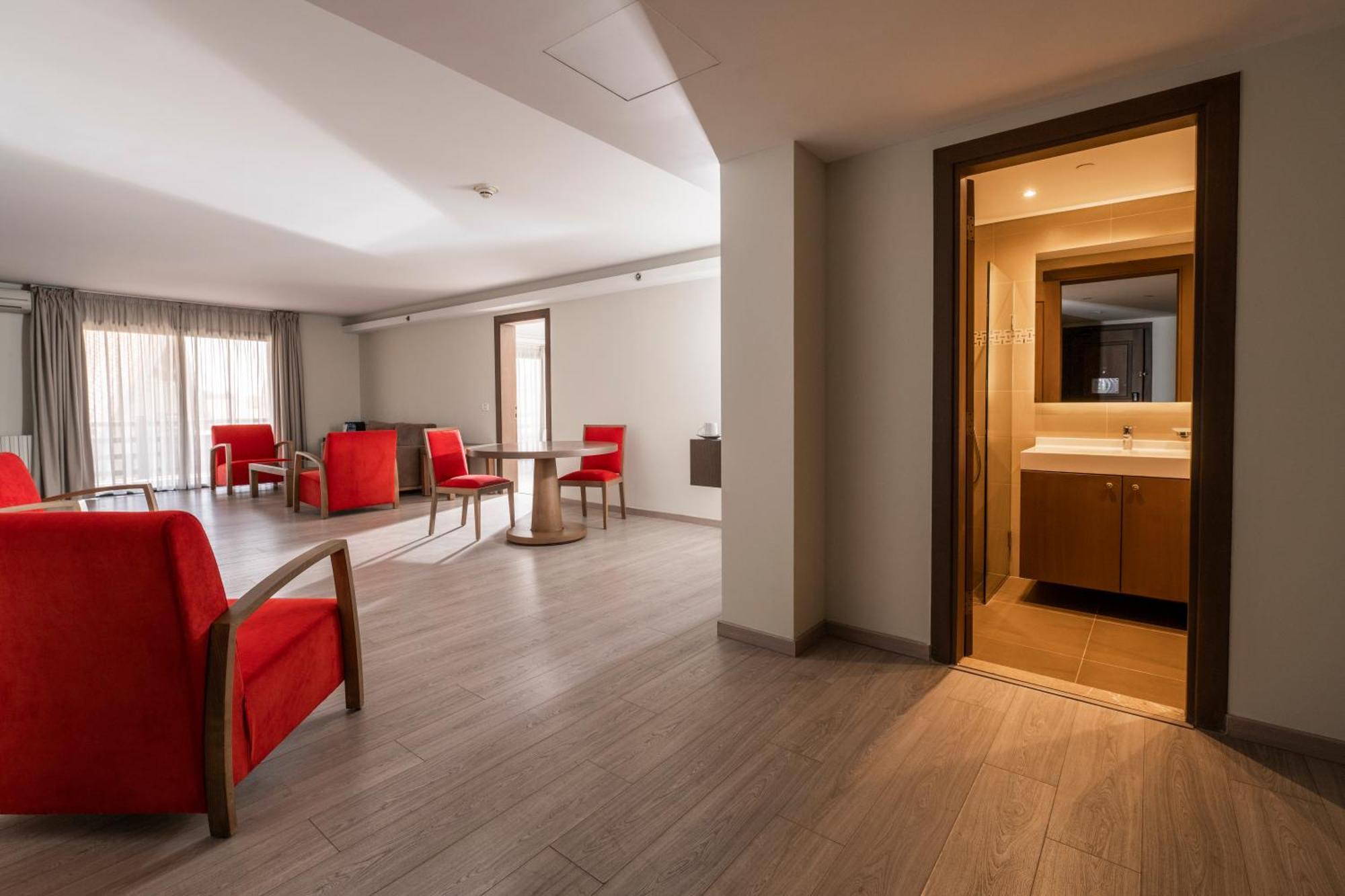 Intercontinental Mzaar Lebanon Mountain Resort & Spa By Ihg Mzaar Kfardebian Esterno foto